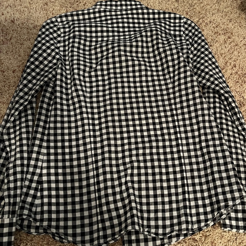 Black & White Gingham Button-Front Women's Shirt - Picture 2 of 3